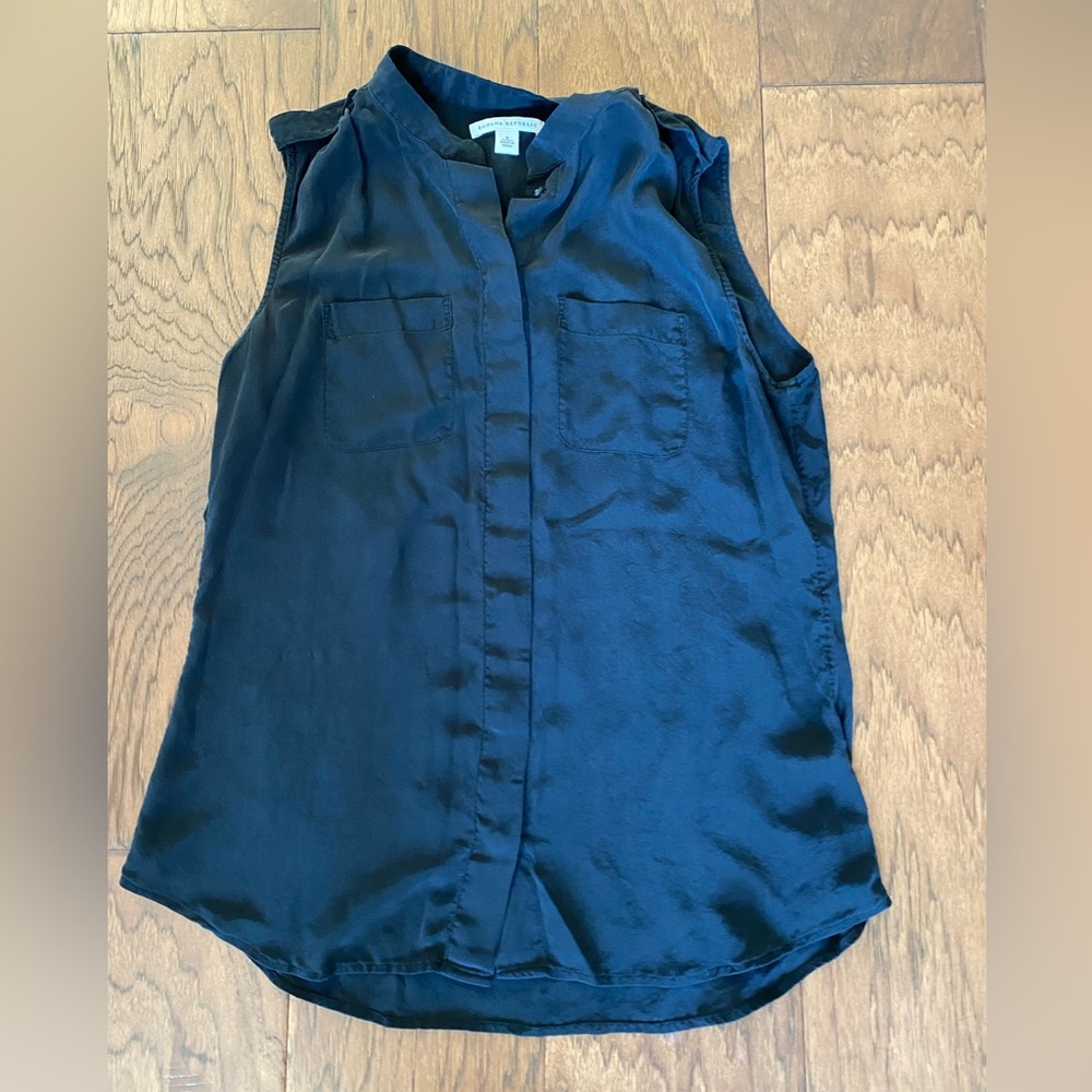 Banana Republic Silk Tank